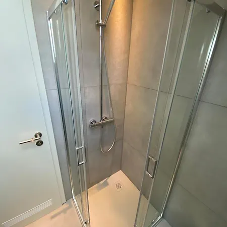 Apartment Wohnung In Bester Lage Von Langenhagen *